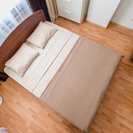 428 Lighthouse Apartments - Traveler'S Choice Almaty Bagian luar foto