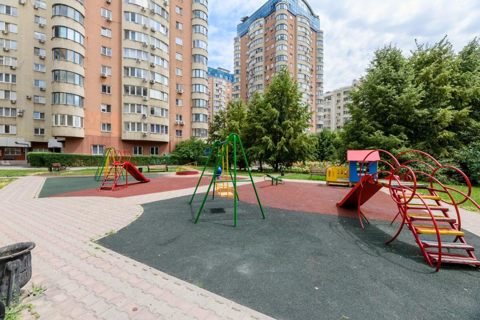 428 Lighthouse Apartments - Traveler'S Choice Almaty Bagian luar foto